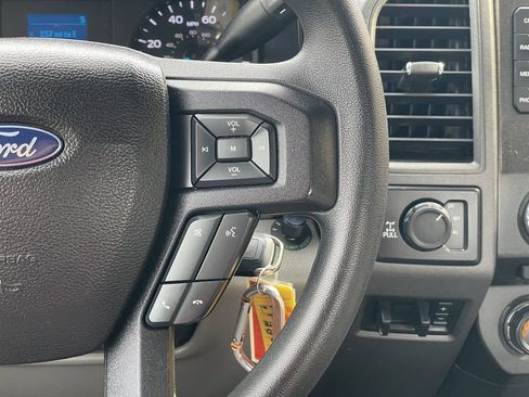 Used 2017 Ford F350 XL w/ Power Equipment Group AWD/4WD image 29