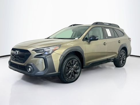 Used 2025 Subaru Outback Onyx Edition AWD/4WD image 3