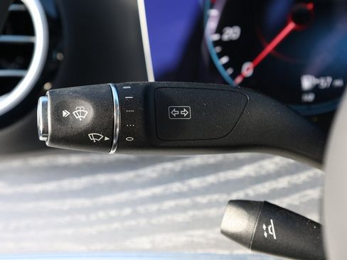 Used 2022 Mercedes-Benz E 350 Sedan w/ Driver Assistance Package image 40