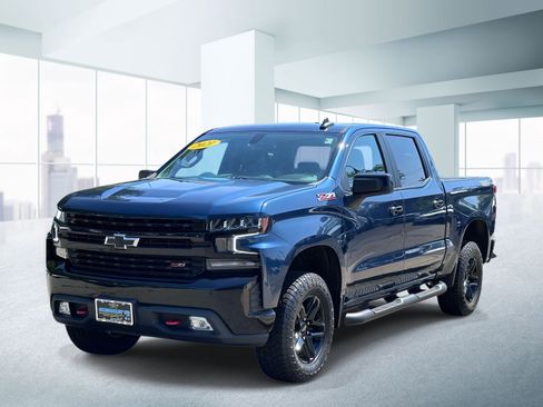 Used 2021 Chevrolet Silverado 1500 LT Trail Boss w/ Convenience Package II AWD/4WD image 1