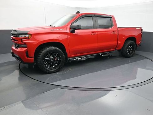 Used 2019 Chevrolet Silverado 1500 RST w/ All-Star Edition image 2