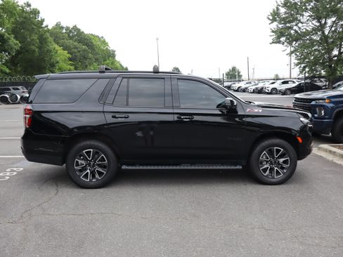 Used 2021 Chevrolet Tahoe Z71 w/ Z71 Signature Package AWD/4WD image 22