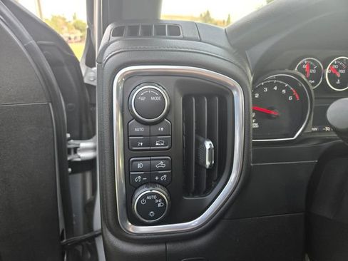 Used 2021 Chevrolet Silverado 1500 RST AWD/4WD image 13