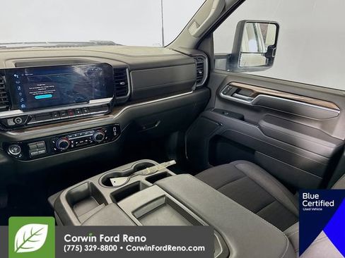 Used 2024 Chevrolet Silverado 2500 LT image 27