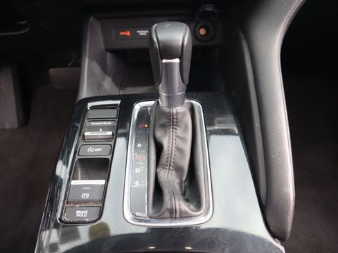 Used 2025 Acura Integra FWD image 16