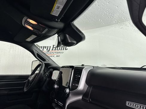 Used 2025 RAM 2500 Big Horn AWD/4WD image 29