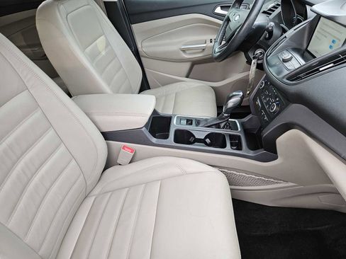 Used 2018 Ford Escape SEL image 13