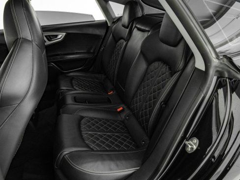 Used 2014 Audi S7 Prestige w/ Driver Assistance Package image 36