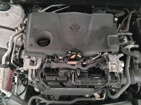 Used 2023 Toyota Camry SE image 30