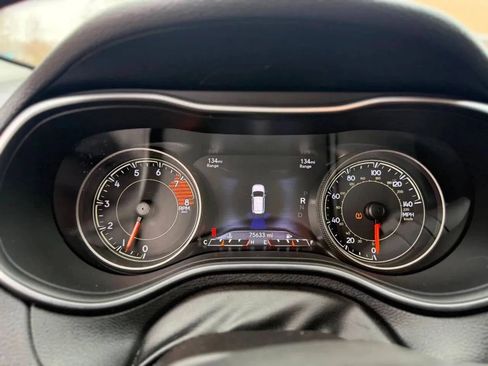 Used 2020 Jeep Cherokee Trailhawk w/ Cold Weather Group image 21