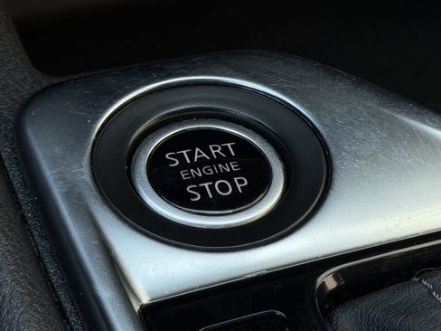 Used 2020 Nissan Sentra SV FWD image 21
