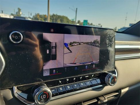 Used 2024 GMC Canyon Elevation w/ Convenience Package image 24