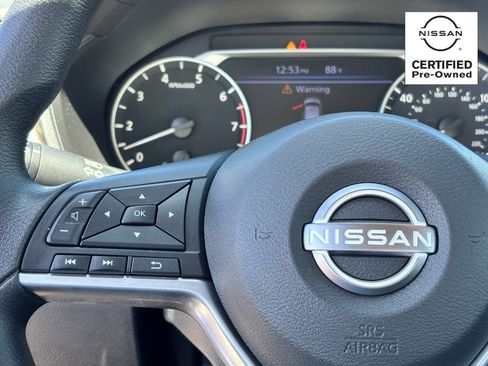 Certified 2025 Nissan Altima 2.5 SV FWD image 18