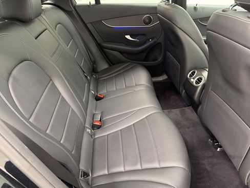 Used 2020 Mercedes-Benz GLC 300 4MATIC image 27