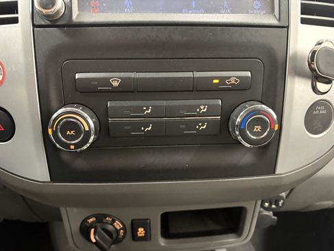 Used 2019 Nissan Frontier SV image 14