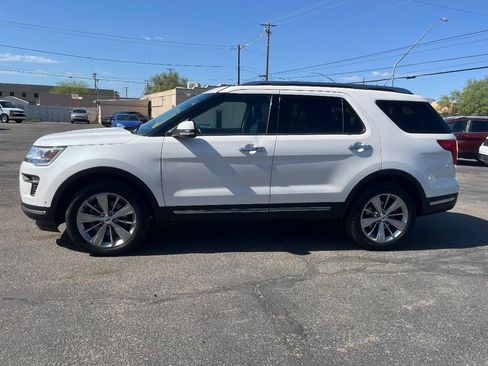Used 2018 Ford Explorer Limited w/ Equipment Group 301A AWD/4WD image 9