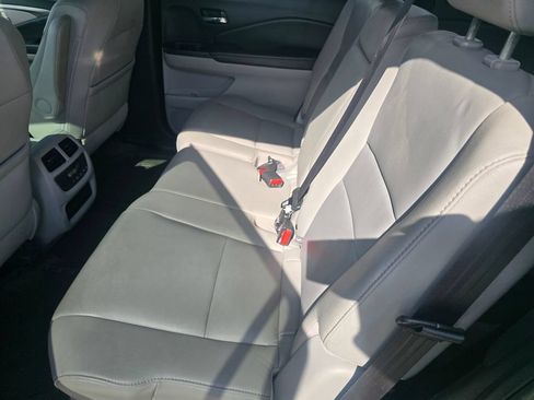 Used 2016 Honda Pilot EX-L image 11