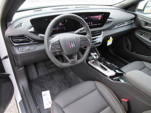 New 2026 Buick Envista Avenir image 15