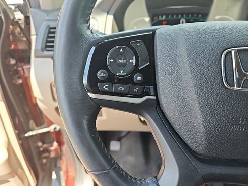 Used 2019 Honda Pilot Touring image 13