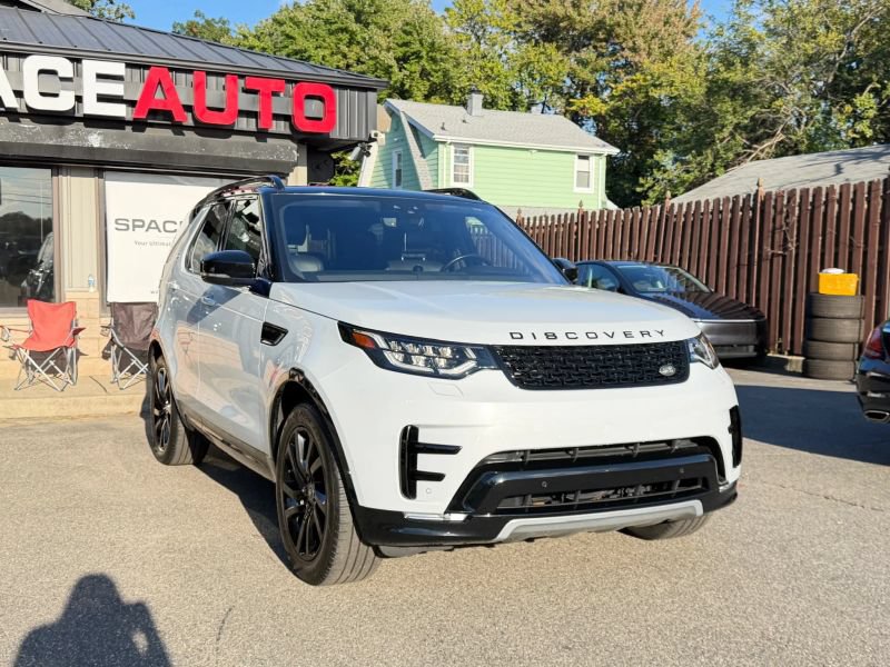 Used 2020 Land Rover Discovery Landmark AWD/4WD image 4