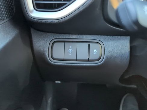 New 2026 Hyundai Venue SE image 21