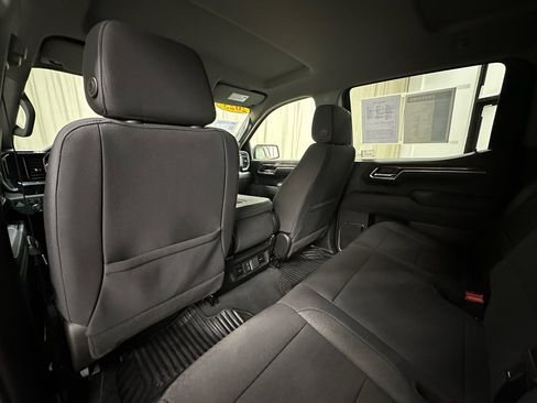 Certified 2025 Chevrolet Silverado 1500 LT w/ Z71 Off-Road Package image 26