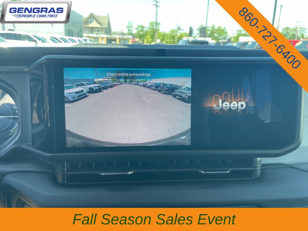 Used 2025 Jeep Wrangler Unlimited Sahara AWD/4WD image 45