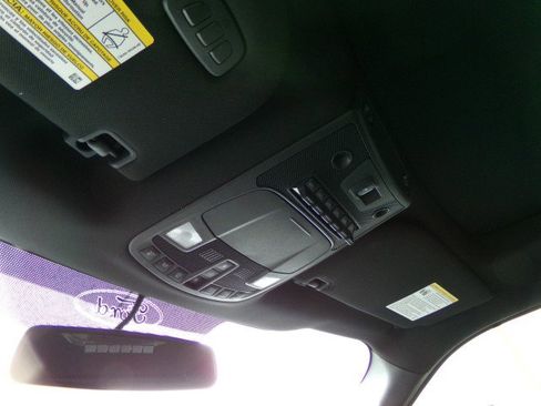 Used 2017 Ford F150 Raptor w/ Equipment Group 802A Luxury image 32