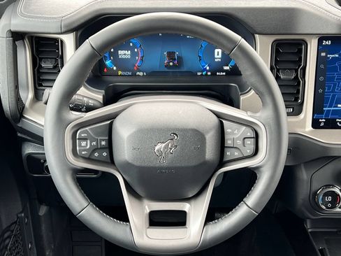 New 2026 Ford Bronco Outer Banks AWD/4WD image 31