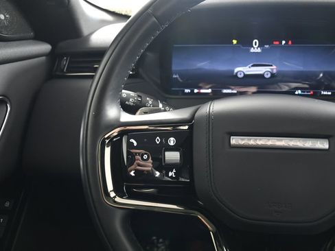 Used 2025 Land Rover Range Rover Velar Dynamic SE AWD/4WD image 29