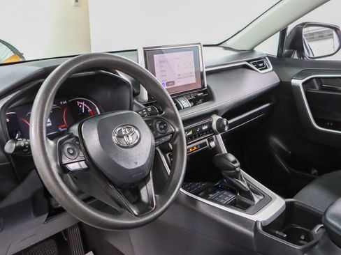 Used 2024 Toyota RAV4 LE AWD/4WD image 22