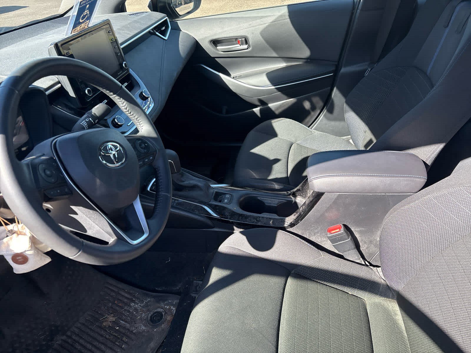 Used 2022 Toyota Corolla SE FWD image 13
