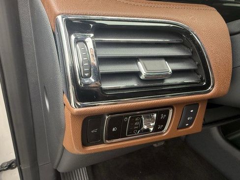 Used 2024 Lincoln Navigator Reserve image 14