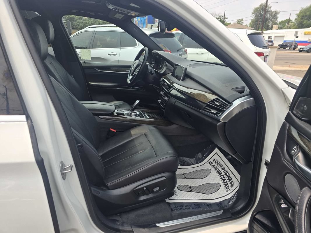 Used 2017 BMW X5 xDrive35i w/ Premium Package AWD/4WD image 29