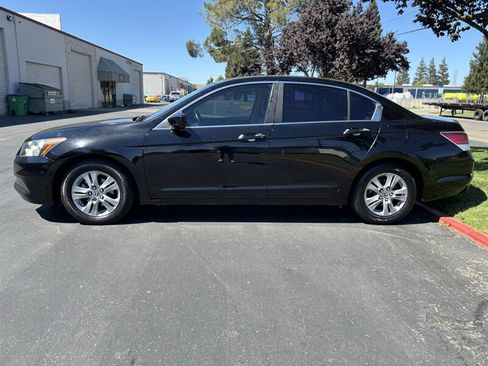 Used 2011 Honda Accord SE image 32