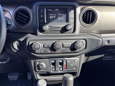 Certified 2019 Jeep Wrangler Sport S image 25
