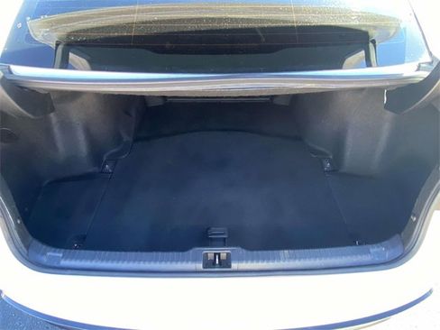 Used 2022 Lexus IS 350 F Sport image 8