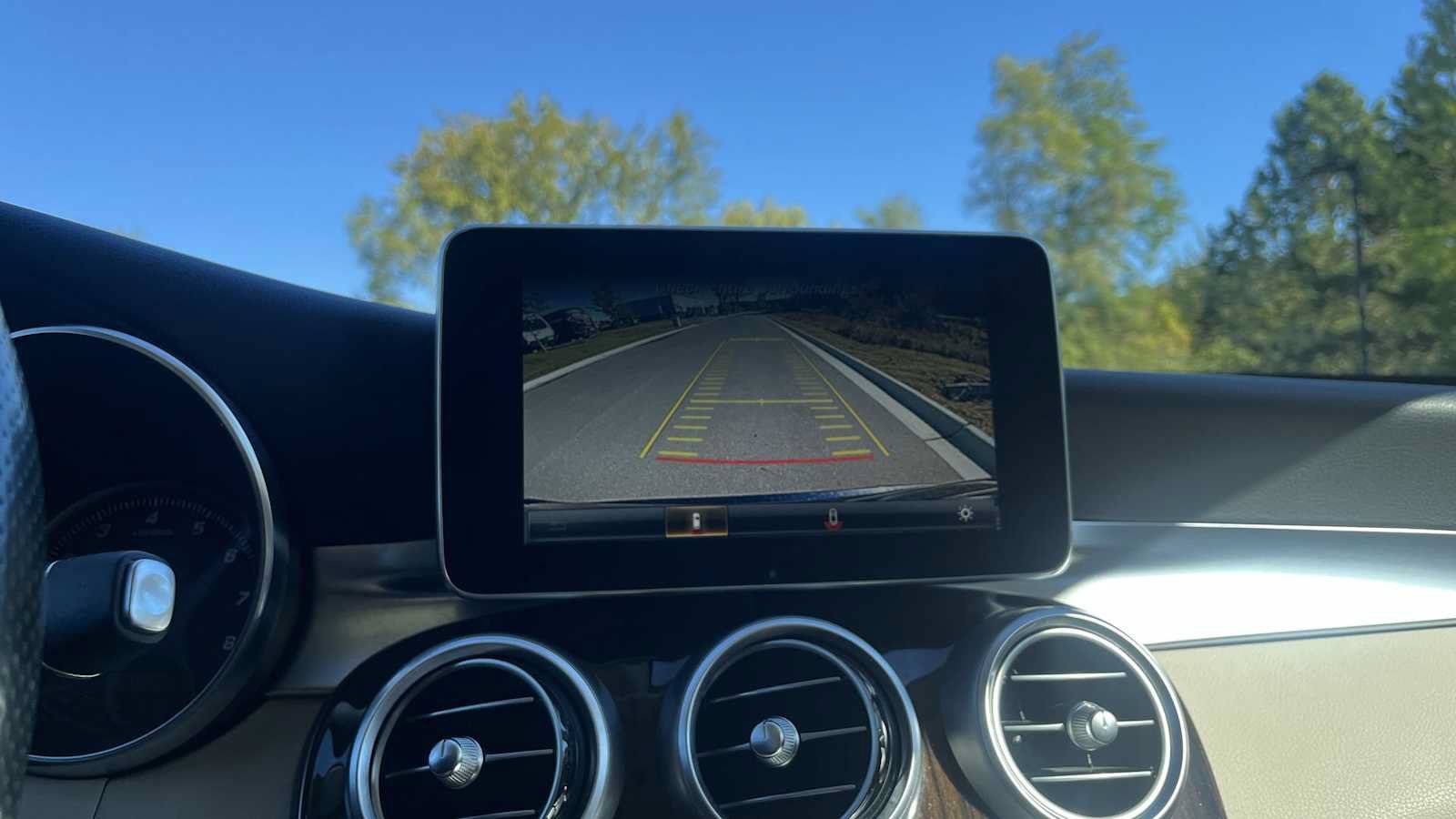 Used 2018 Mercedes-Benz GLC 350e 4MATIC image 44