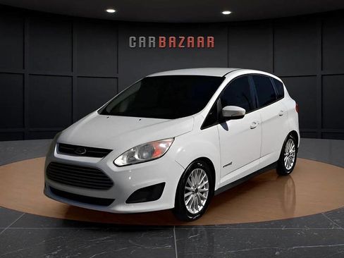 Used 2016 Ford C-MAX SE w/ Equipment Group 202A image 2