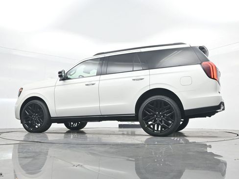 New 2026 Ford Expedition Platinum w/ Stealth Performance Package image 46
