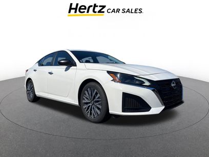 Used 2025 Nissan Altima 2.5 SV