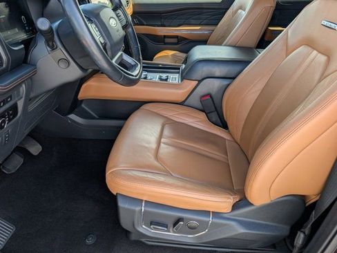 Used 2023 Ford Expedition Max Platinum AWD/4WD image 15