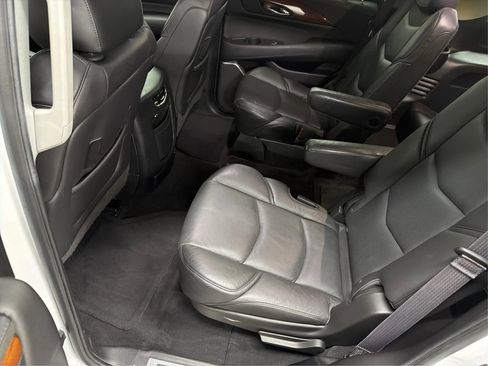 Used 2016 Cadillac Escalade Premium AWD/4WD image 31