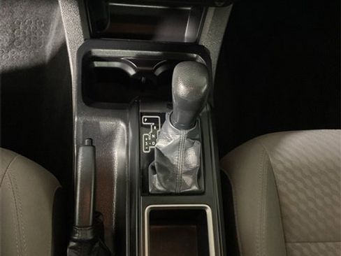 Used 2022 Toyota Tacoma SR image 25