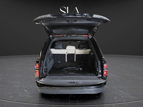 Used 2021 Land Rover Range Rover P525 Westminster Edition AWD/4WD image 9