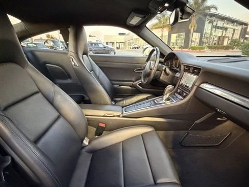 Used 2015 Porsche 911 Carrera image 16