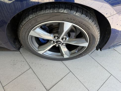 Used 2019 Ford Mustang Coupe RWD image 11