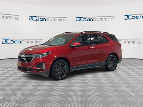 Used 2022 Chevrolet Equinox RS w/ RS Leather Package image 8