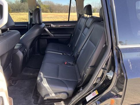 Used 2014 Lexus GX 460 image 27