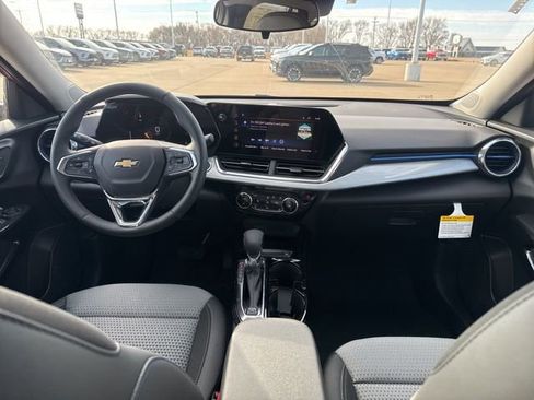 New 2026 Chevrolet Trax LT w/ Driver Confidence Package FWD image 22